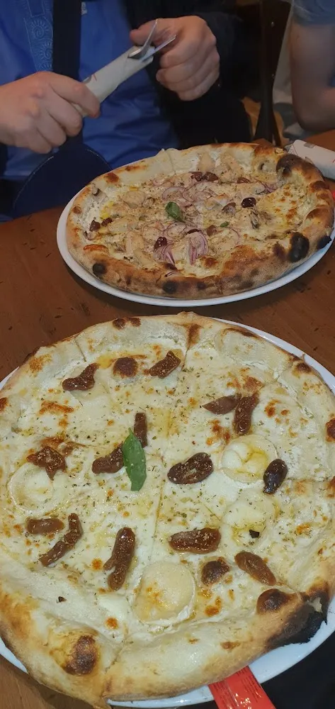 Pizza Chèvre Miel Figues